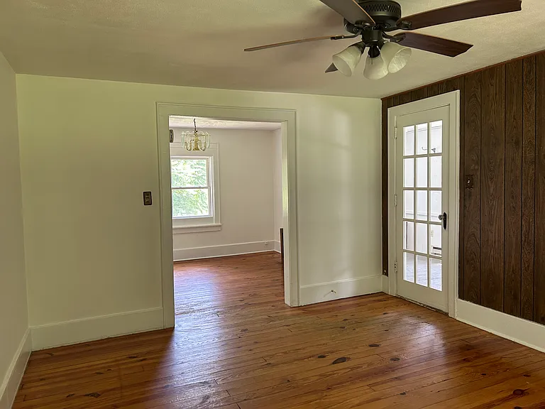 115 Creek Locks Rd #1 — Photo 6