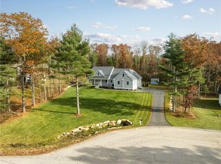 19 Shady Grove Rd, Hope Valley, RI 02832
