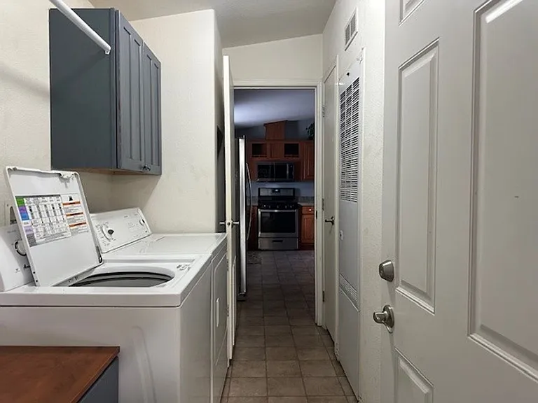 1744 S Union Pacific St — Photo 8