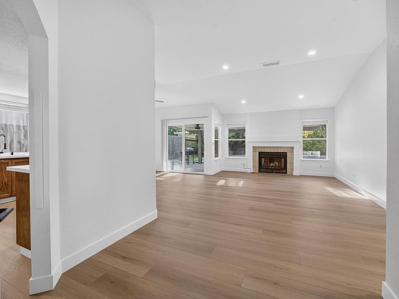5th image of 8012 Marsannay Way