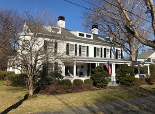 72 Willow St, Southport, CT 06890