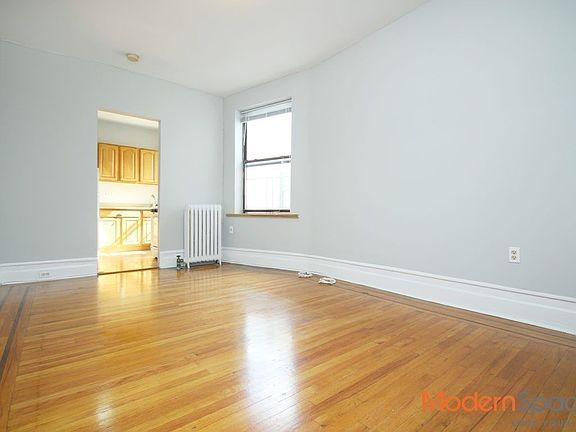2nd image of 32-15 34th St #4V