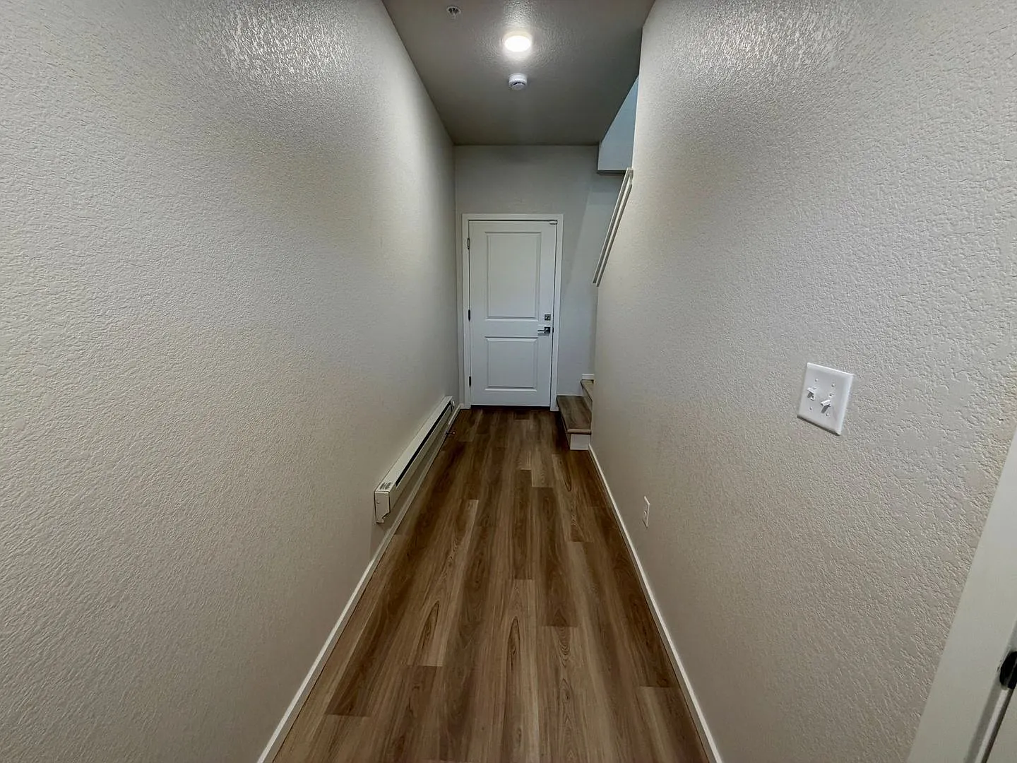 2 bed, 2.0 bath, 1395 sqft, $2,300 — Photo 3