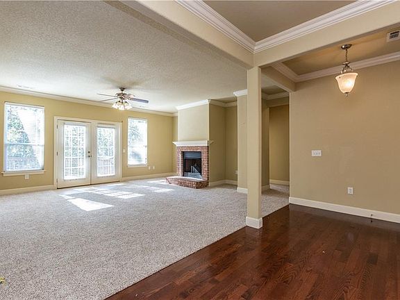 4th image of 24 Kentallen Ln