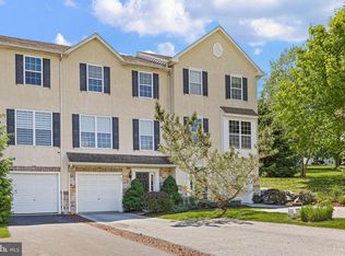 60 Lukens Mill Dr, Coatesville, PA 19320