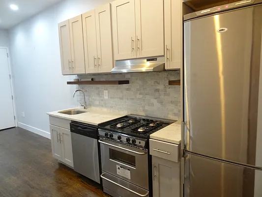 Rented by Miron Realty Group | media 59