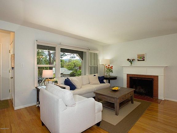 4th image of 2849 Henrietta Ave