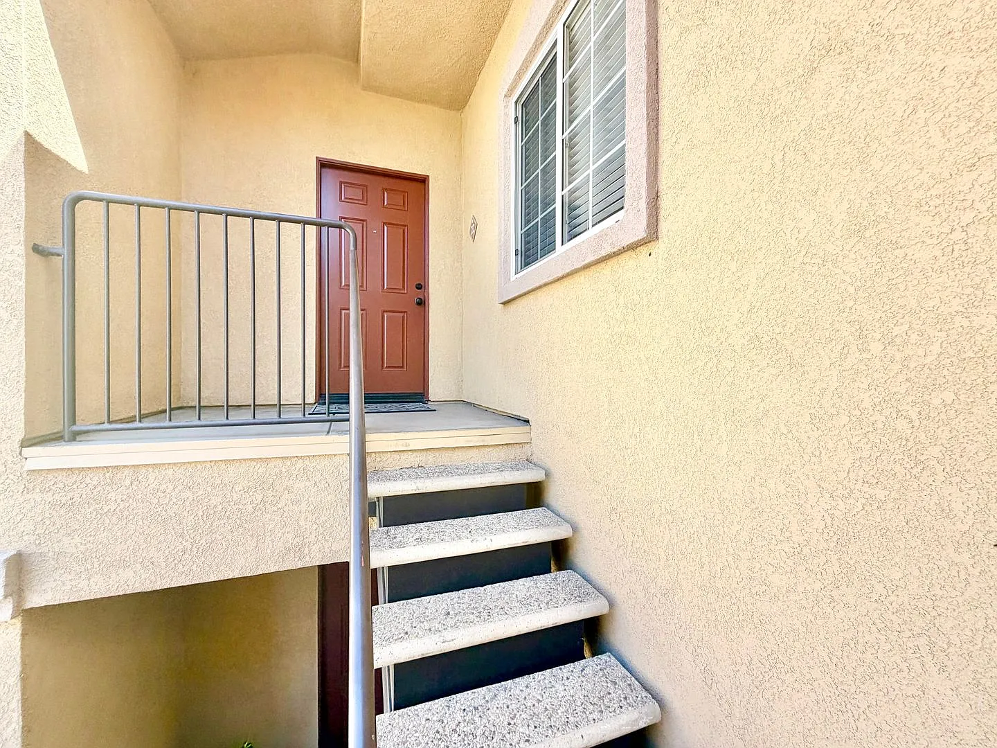 Upgraded 2 Bedroom Madison Reserve Condo with Resort-Style Amenities! — Photo 3