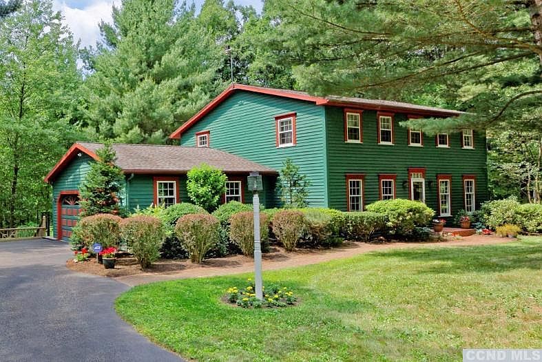 1st image of 84 Knollwood Dr