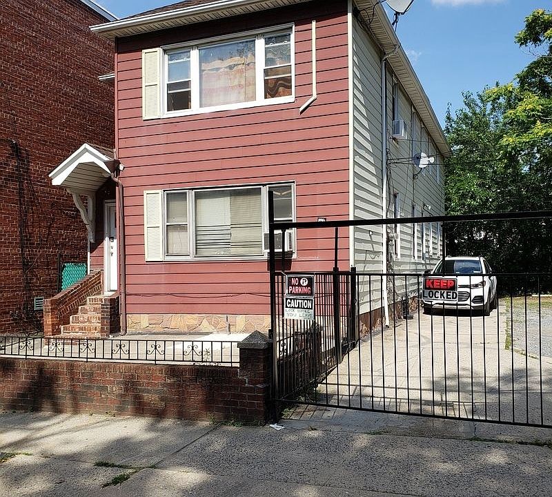 1st image of 4119 69th St