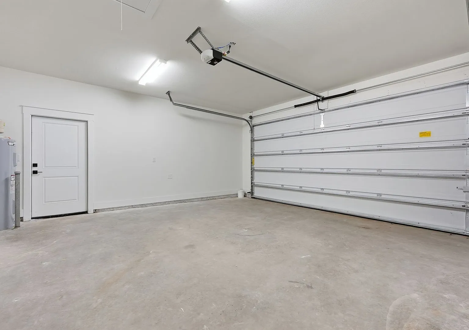 3-Bedroom Home on a Large Lot in Gulf Breeze — Photo 4
