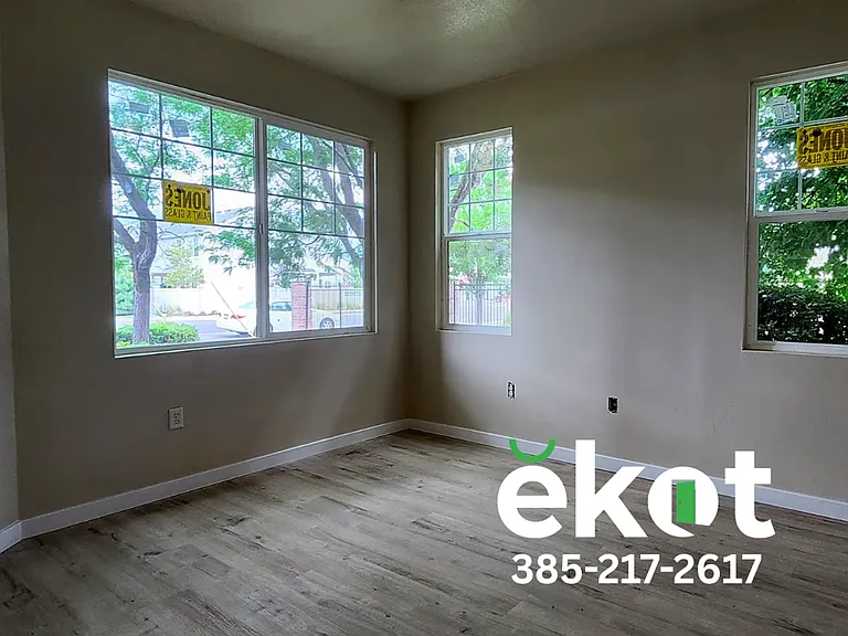 1361 W 50 N — Photo 10