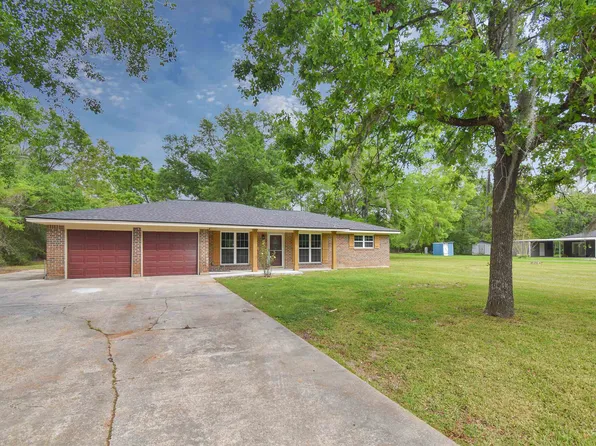 2968 Parish Cemetery Rd, Orange, TX 77632