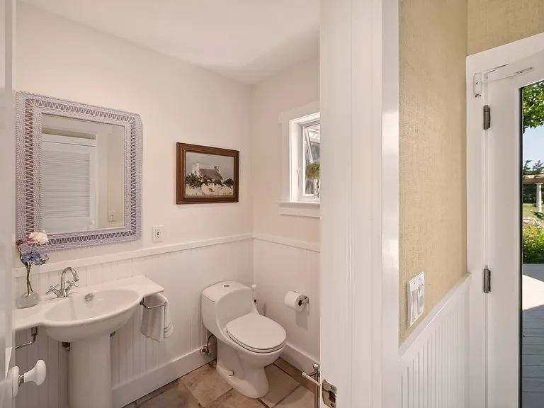 43 Greenleaf Ln — Photo 26