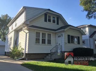2739 S 96th St, West Allis, WI 53227