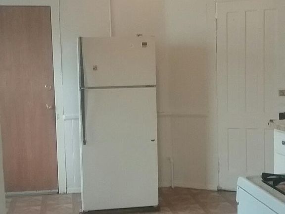 5th image of 224 Beecher St #Upstairs