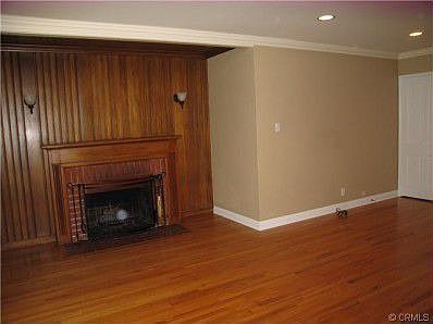 3rd image of 512 S Griffith Park Dr