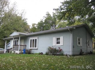 511 Oak St, Keyesport, IL 62253