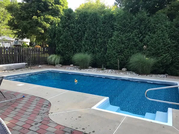 22 Caro Dr, West Milford, NJ 07438