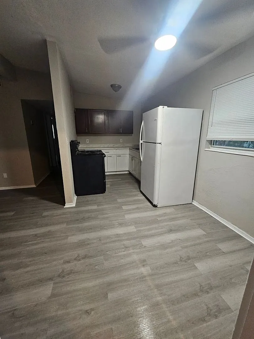Building Photo - 3022 Guava St