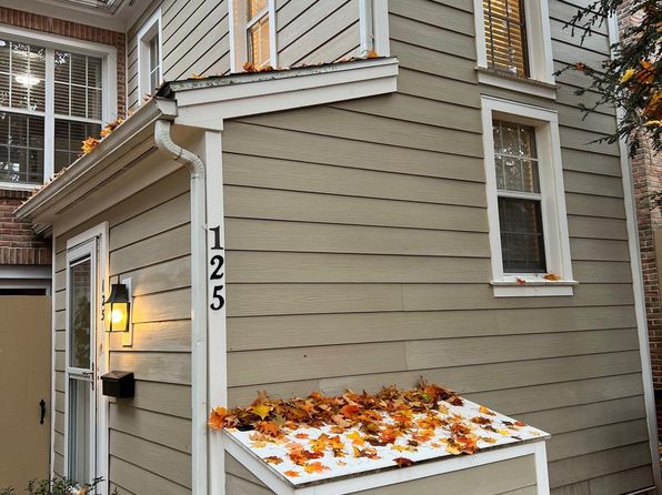 125 Medinah Dr