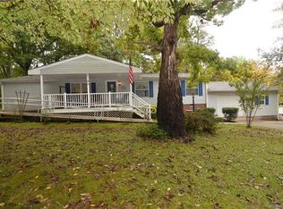 5195 Waterlynn Dr, Lake Wylie, SC 29710