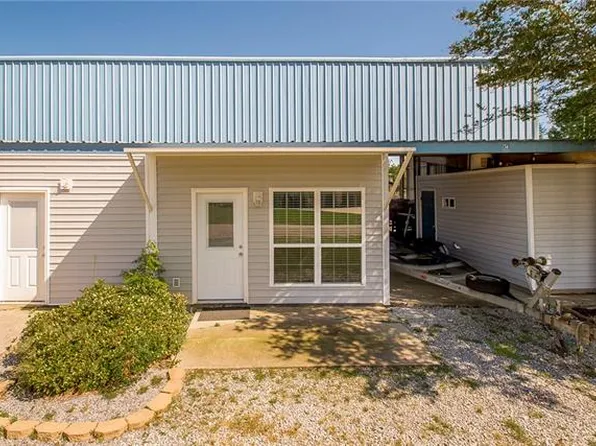 32875 Rivergate Cir, Springfield, LA 70462