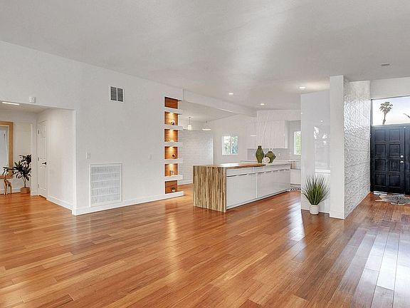 5th image of 3339 Ayita Cir