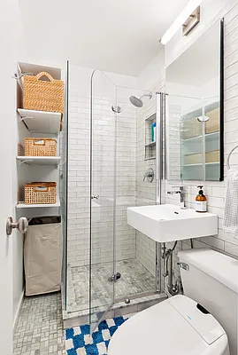 Sold by Compass | media 6