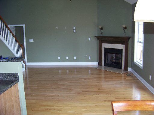 3rd image of 7826 Scenic View Dr