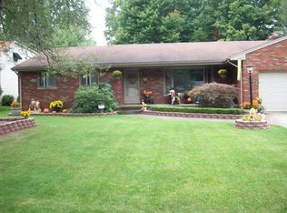 3290 Cricket Dr, Youngstown, OH