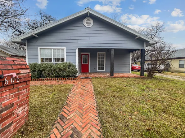606 W Bridge St, Weatherford, TX 76086