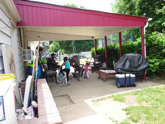 Covered Porch/Awning