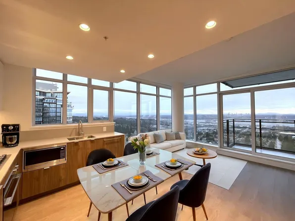 505 Nelson St #2002, Coquitlam, BC V3J 7R4