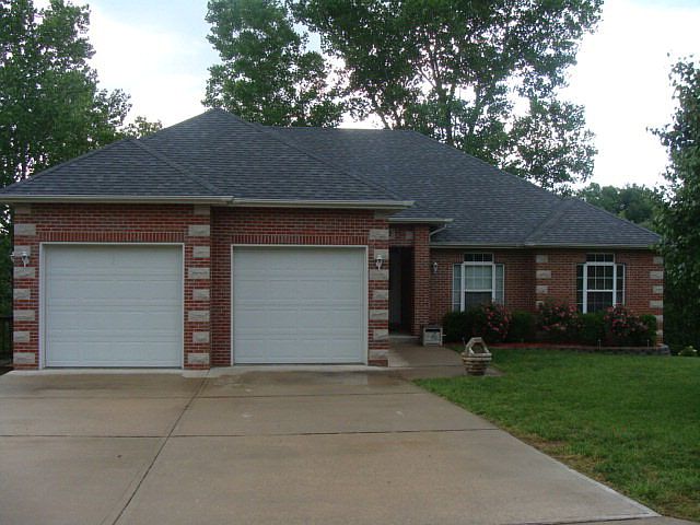 1st image of 312 Willow Creek Dr