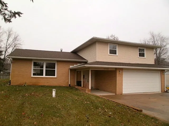 1306 Cardinal Dr photo 1