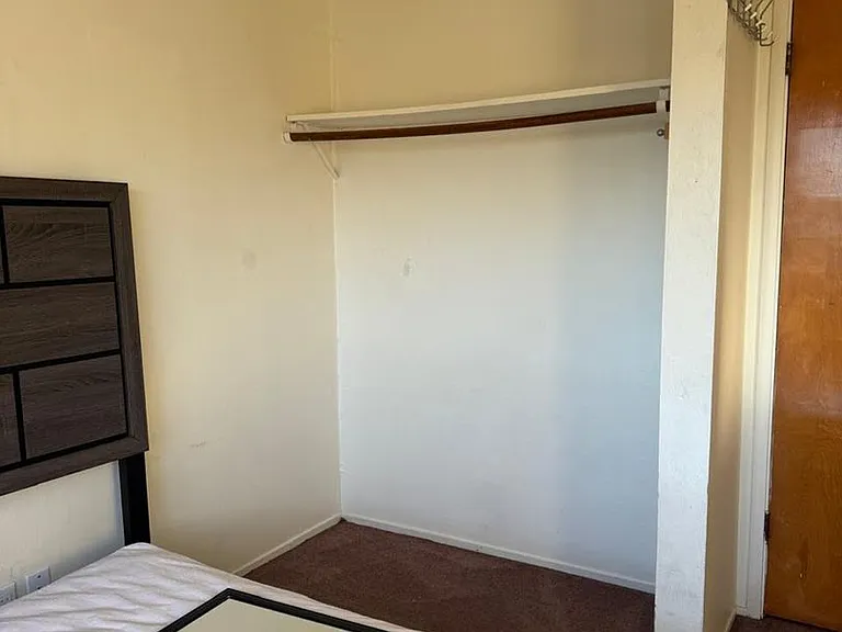 2132 Roosevelt Ave #7 — Photo 6