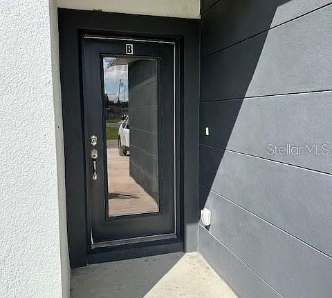 3rd image of 542 Kilimanjaro Dr Unit B