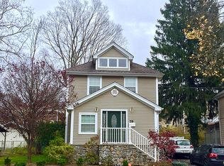 79 Mounthaven Dr, Livingston, NJ 07039
