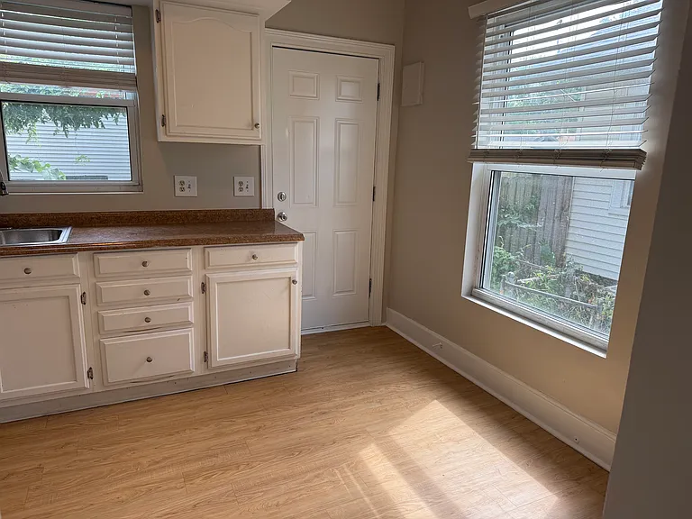 1045 E Tabor St #1 — Photo 7