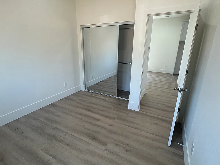 8847 Isora St — Photo 14