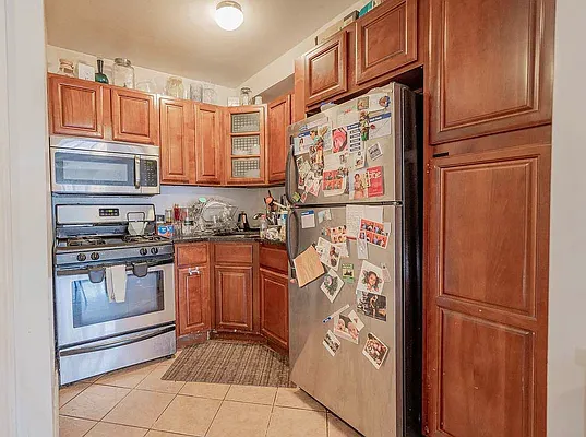 Rented by Hagstrom Management Inc | media 3
