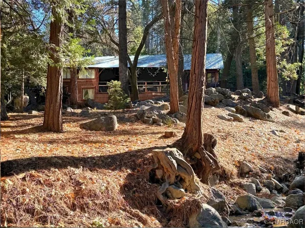 12 Barton Flats Rd, Angelus Oaks, CA 92305