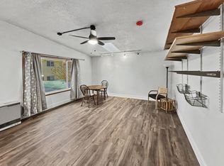 9330 Emerald Dr, Anchorage, AK 99502