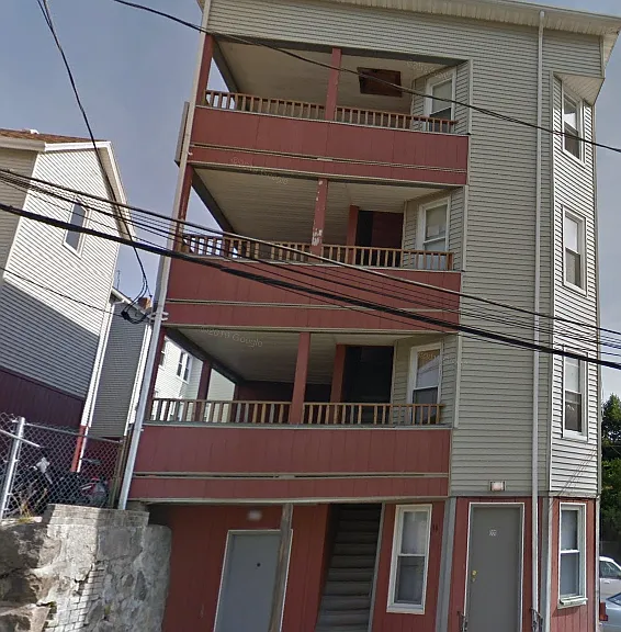 18 Laundry St — Photo 1