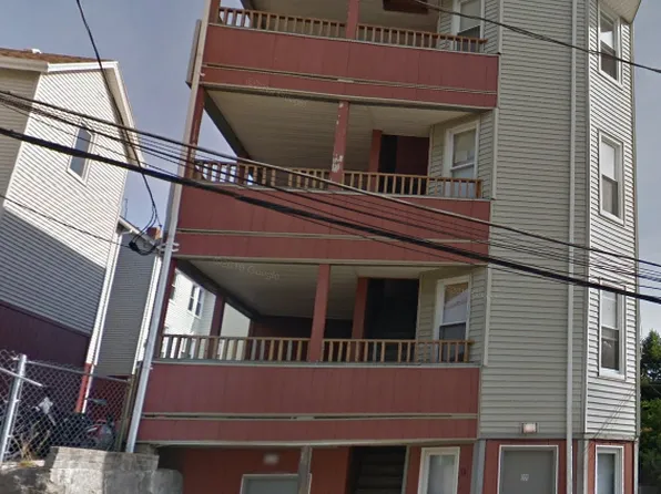 18 Laundry Street, 18 Laundry St #C201, Woonsocket, RI 02895