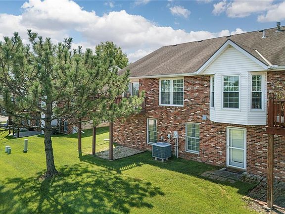 4th image of 3915 Wellington Dr