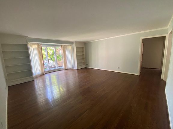 2nd image of 3812 Washington Sq APT 1