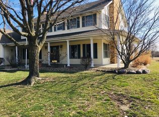 32 Legacy Dr, Granite City, IL 62040