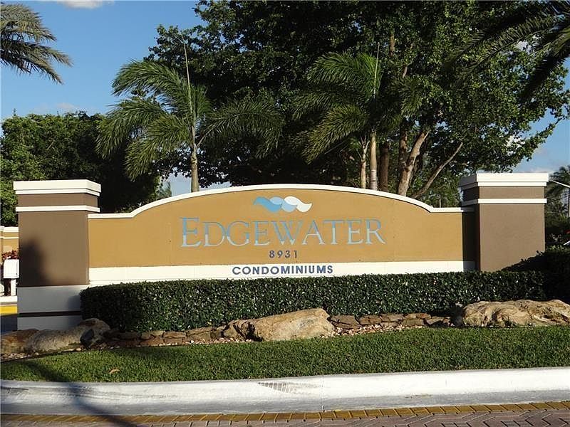 2nd image of 8891 Wiles Rd APT 204